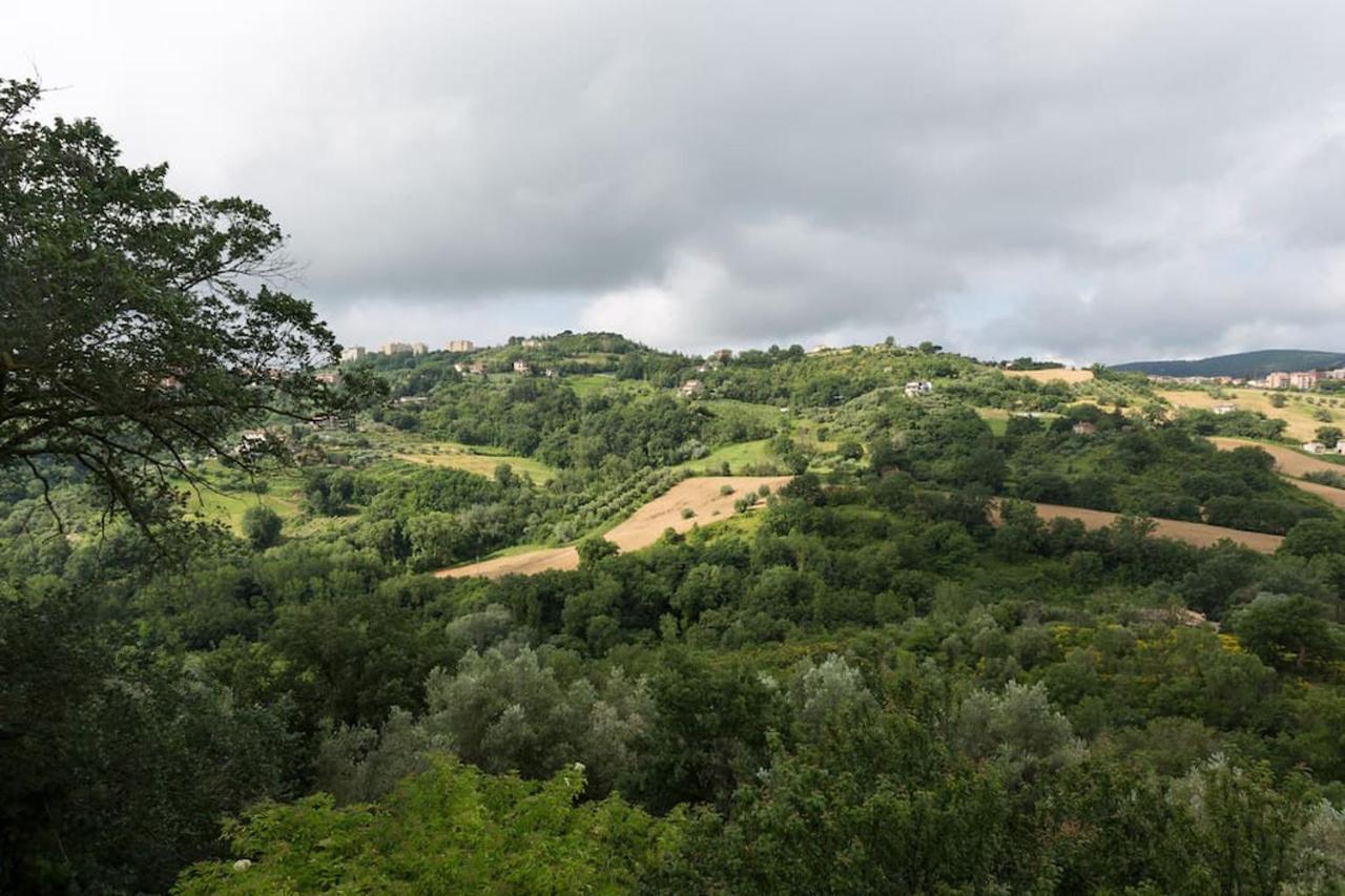 Agriturismo Il Poggio Degli Scoiattoli Perugia Exterior photo