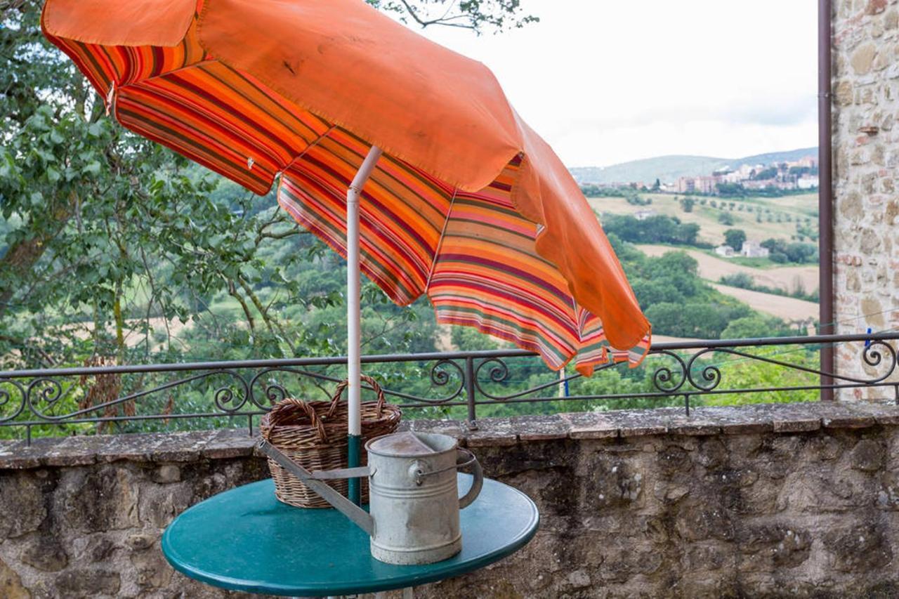 Agriturismo Il Poggio Degli Scoiattoli Perugia Exterior photo